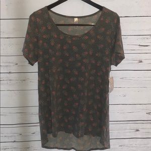 NWT Classic T size large